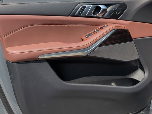 Used 2026 BMW X5 xDrive40i image 14