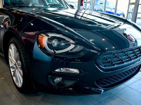 Used 2019 FIAT 124 Spider Lusso w/ Convenience Group image 18