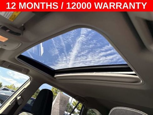 Used 2017 Toyota RAV4 XLE w/ Convenience Package AWD/4WD image 16