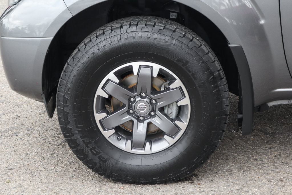 Used 2019 Nissan Frontier PRO-4X AWD/4WD image 33
