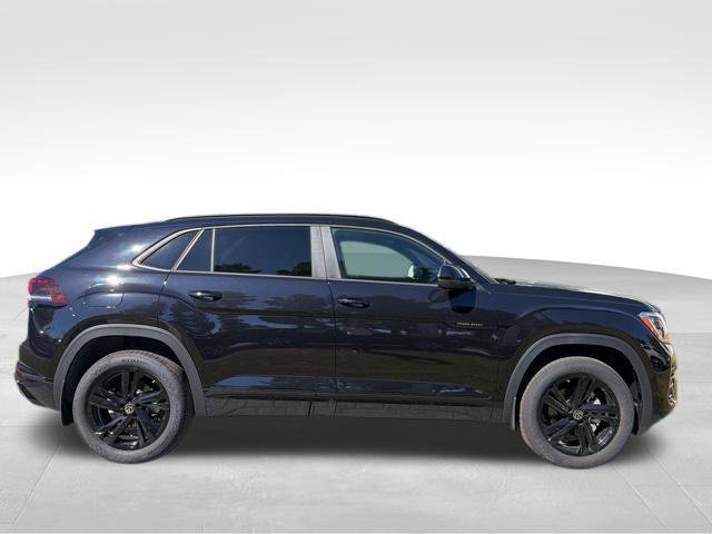 New 2025 Volkswagen Atlas Cross Sport SEL R-Line AWD/4WD image 1