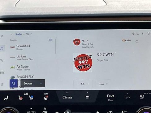 Used 2025 Lexus RX 350 Premium w/ Accessory Package (Z1) FWD image 15