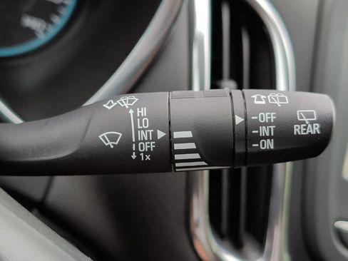 Used 2018 Chevrolet Equinox LT AWD/4WD image 46