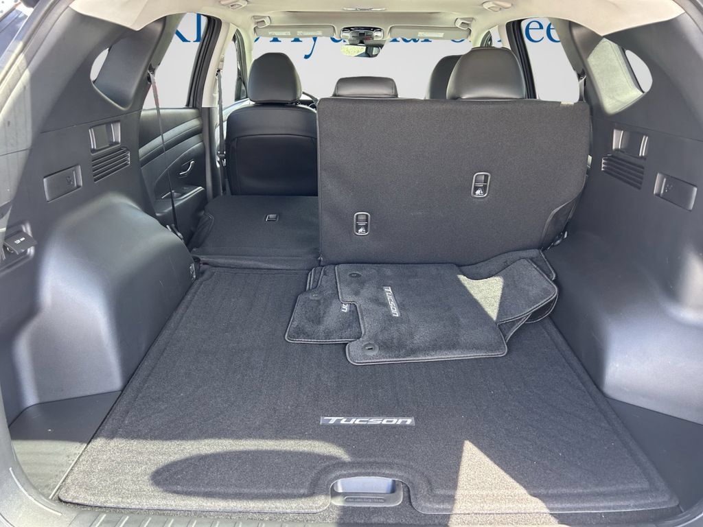 Certified 2025 Hyundai Tucson SEL FWD image 15