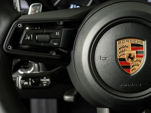 New 2026 Porsche Macan S image 10