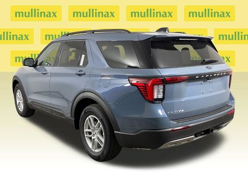 New 2026 Ford Explorer Active w/ Active Comfort Package RWD image 9