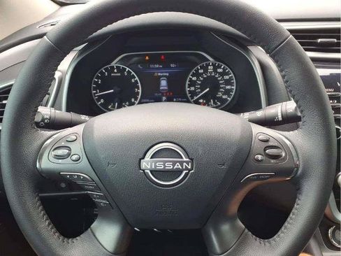 Certified 2024 Nissan Murano SV w/ SV Midnight Edition Package FWD image 13