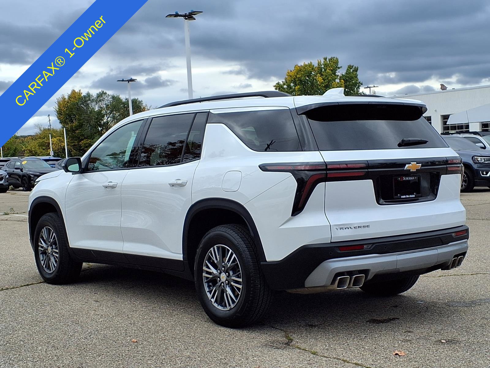 Used 2026 Chevrolet Traverse LT w/ Driver Confidence Package FWD image 8