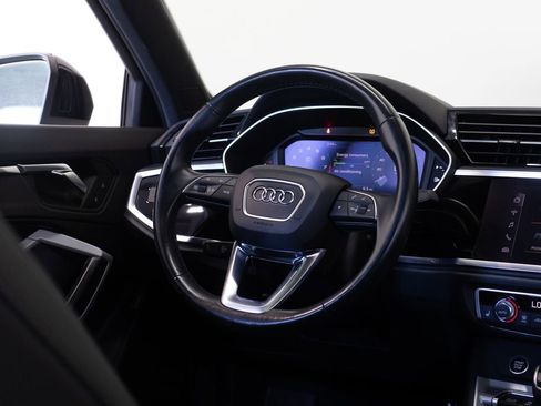 Used 2021 Audi Q3 2.0T Premium w/ Convenience Package AWD/4WD image 24