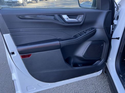 New 2025 Ford Escape ST-Line w/ Cold Weather Package image 14