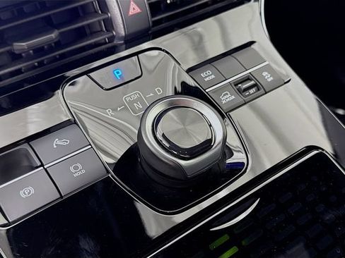 Certified 2024 Toyota bZ4X AWD image 18