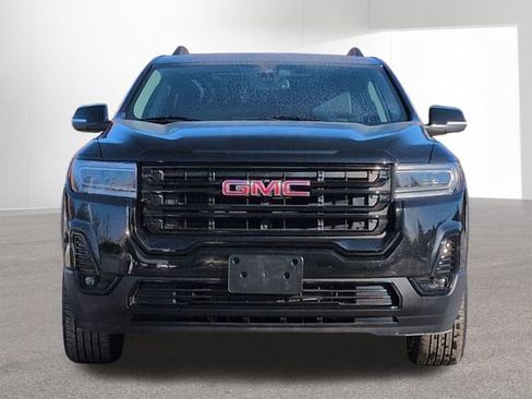 Used 2023 GMC Acadia SLT w/ Elevation Edition image 2