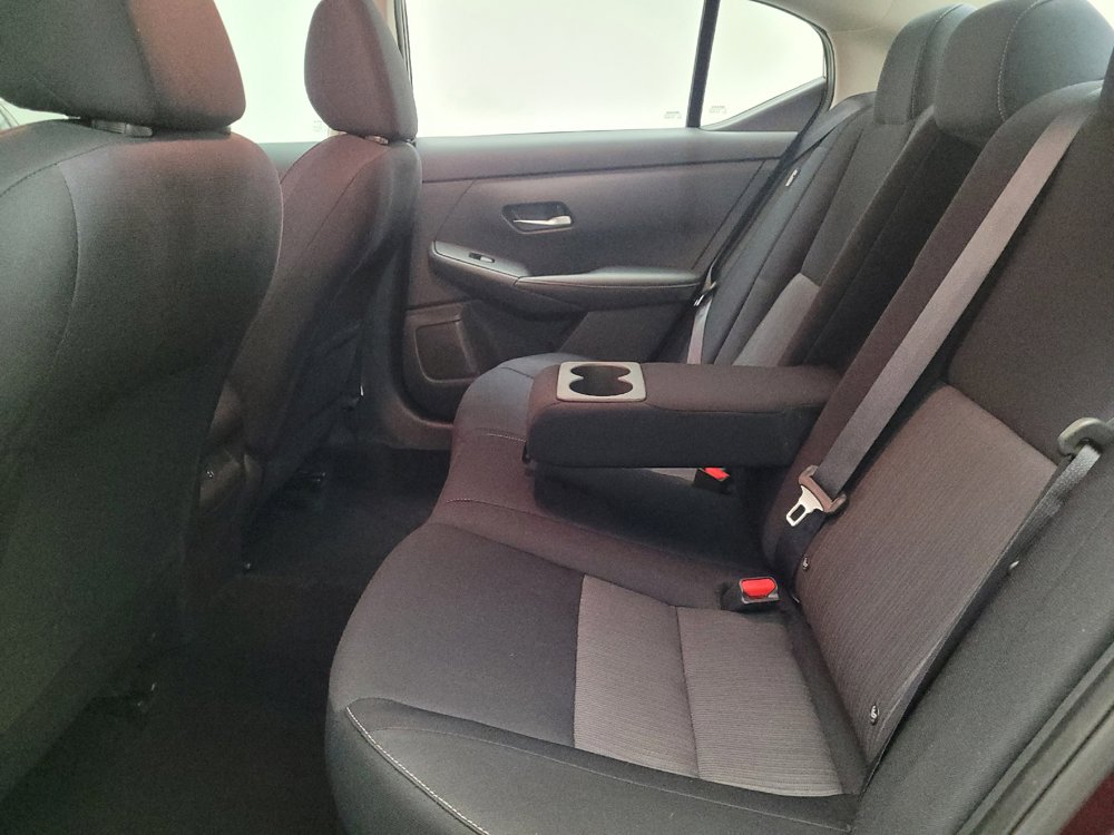Used 2021 Nissan Sentra SV FWD image 18