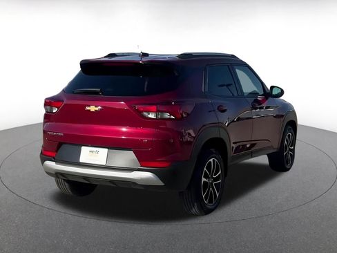 Used 2025 Chevrolet TrailBlazer LT image 14