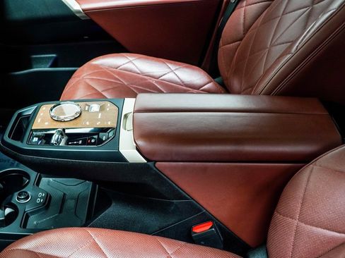 Used 2023 BMW iX M60 w/ Executive Package image 20