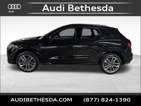 Certified 2025 Audi Q3 2.0T Premium w/ Convenience Package image 4