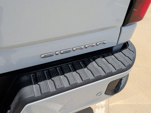 New 2026 GMC Sierra 3500 Denali Ultimate AWD/4WD image 47