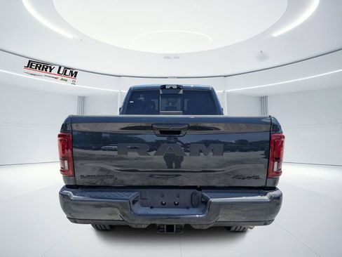 New 2026 RAM 2500 Laramie AWD/4WD image 4