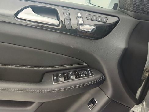 Used 2017 Mercedes-Benz GLS 450 4MATIC image 24