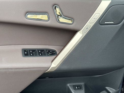 Certified 2025 BMW iX xDrive50 image 20