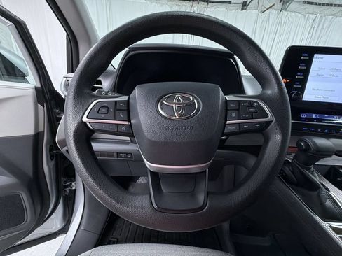 Certified 2021 Toyota Sienna LE AWD/4WD image 26