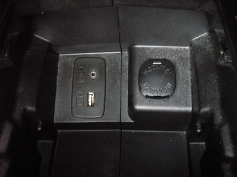 Used 2014 Subaru Crosstrek 2.0i Premium image 24