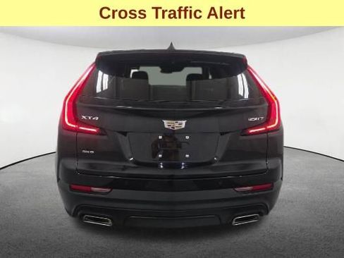 Used 2023 Cadillac XT4 Luxury AWD/4WD image 7