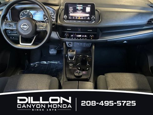 Used 2024 Nissan Rogue SV AWD/4WD image 5