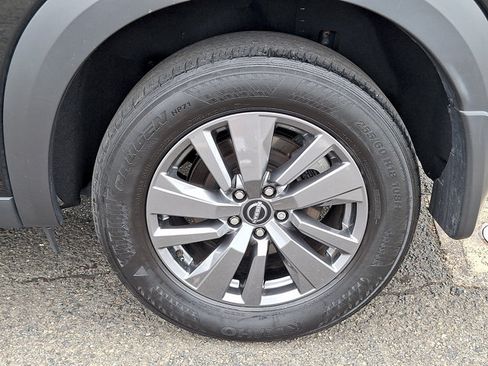 Used 2024 Nissan Pathfinder S AWD/4WD image 5