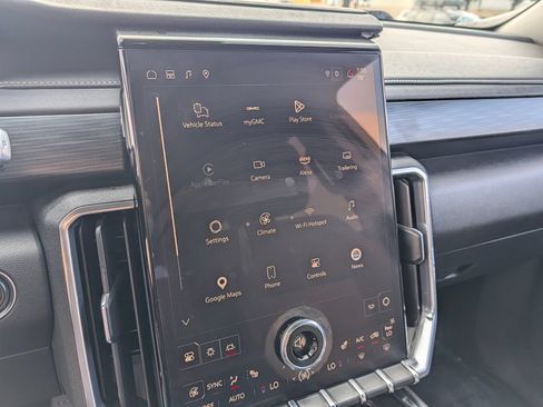 Used 2025 GMC Acadia Elevation AWD/4WD image 24
