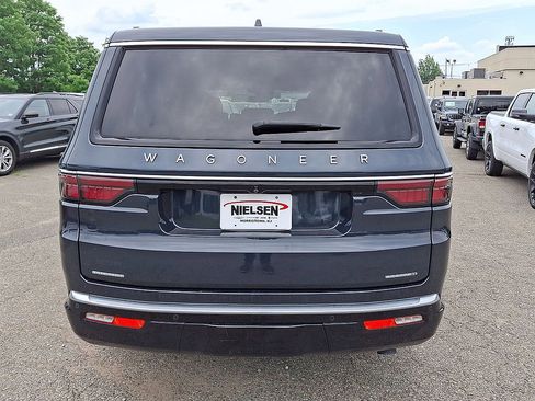 Certified 2023 Jeep Wagoneer Series II w/ Convenience Group I AWD/4WD image 29