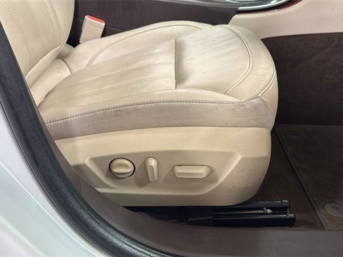 Used 2017 Buick Regal Premium w/ Driver Confidence Package #1 image 20