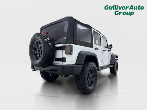 Used 2017 Jeep Wrangler Unlimited Sport AWD/4WD image 8