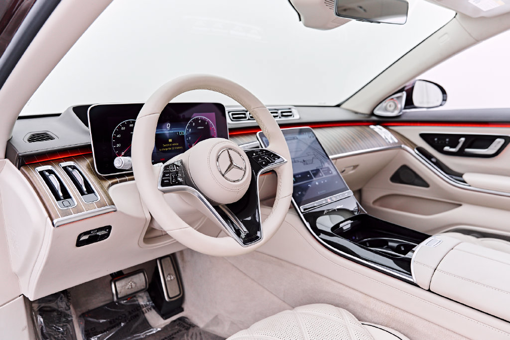 Used 2024 Mercedes-Benz Maybach S 680 4MATIC image 2