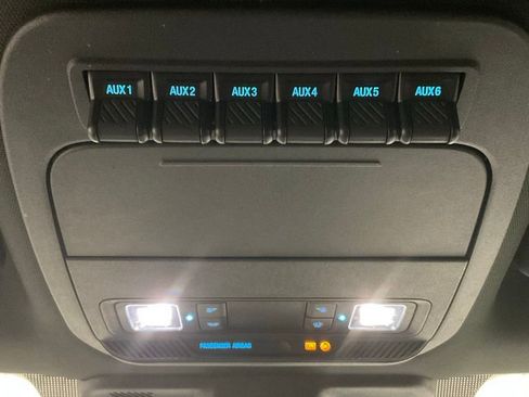 Used 2023 Ford F350 XLT w/ FX4 Off-Road Package image 19