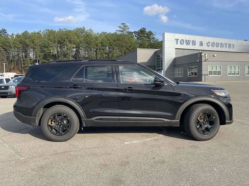 New 2026 Ford Explorer Tremor w/ Tremor Convenience Package image 2