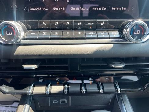 Used 2023 GMC Canyon Elevation w/ Elevation Premium Package AWD/4WD image 28