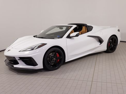 Used 2020 Chevrolet Corvette Stingray Preferred Cpe w/ 2LT Preferred Equipment Group RWD image 1
