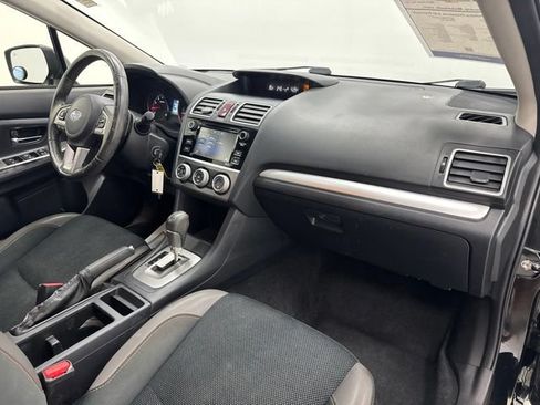 Used 2017 Subaru Crosstrek 2.0i Premium w/ Moonroof Package AWD/4WD image 27