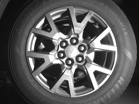 Used 2023 GMC Acadia SLT w/ LPO, Floor Liner Package AWD/4WD image 12