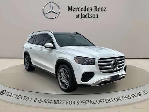 Certified 2024 Mercedes-Benz GLS 450 4MATIC image 7
