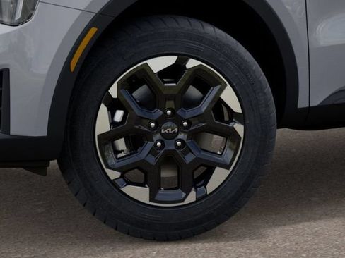 Certified 2026 Kia Sorento S AWD/4WD image 9