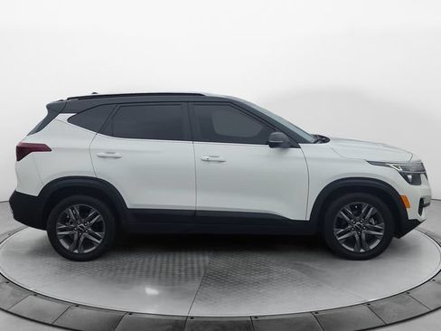 Used 2023 Kia Seltos S FWD image 6