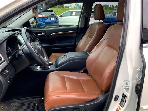 Used 2018 Toyota Highlander Limited Platinum w/ Protection Package #3 AWD/4WD image 9
