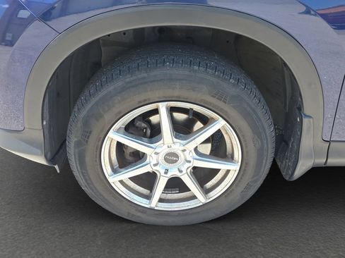Used 2015 Honda CR-V LX image 4