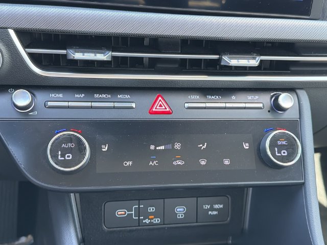 Certified 2025 Hyundai Sonata SEL AWD/4WD image 20