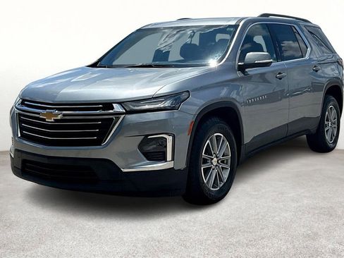 Used 2023 Chevrolet Traverse LT image 16