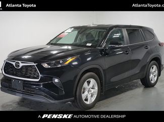 Certified 2024 Toyota Highlander LE video 1