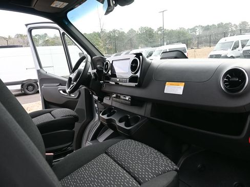 Used 2026 Mercedes-Benz Sprinter 3500 image 20