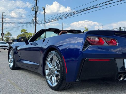 Used 2017 Chevrolet Corvette Stingray Convertible w/ 3LT Preferred Equipment Group image 18